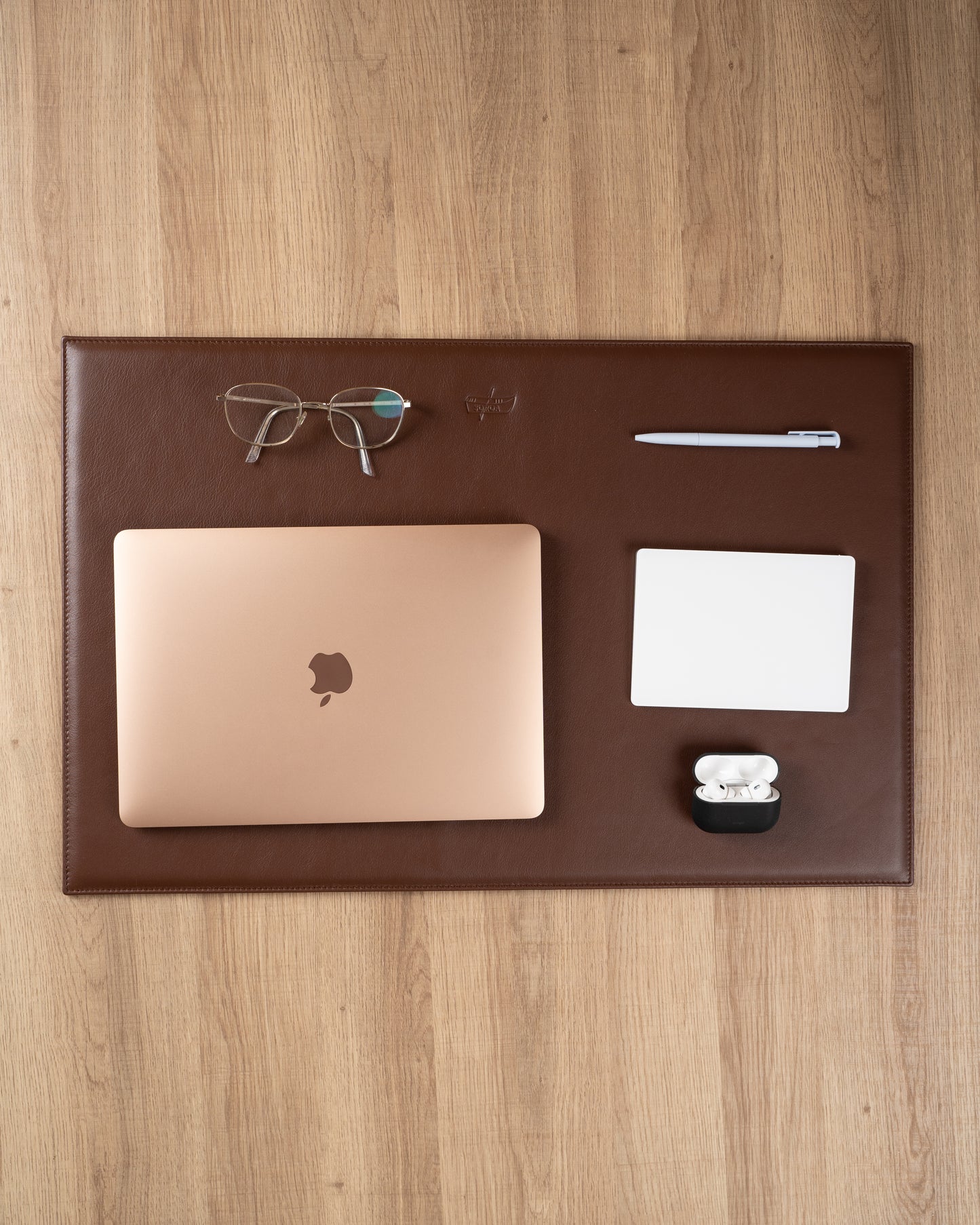 Copenhagen brown desk