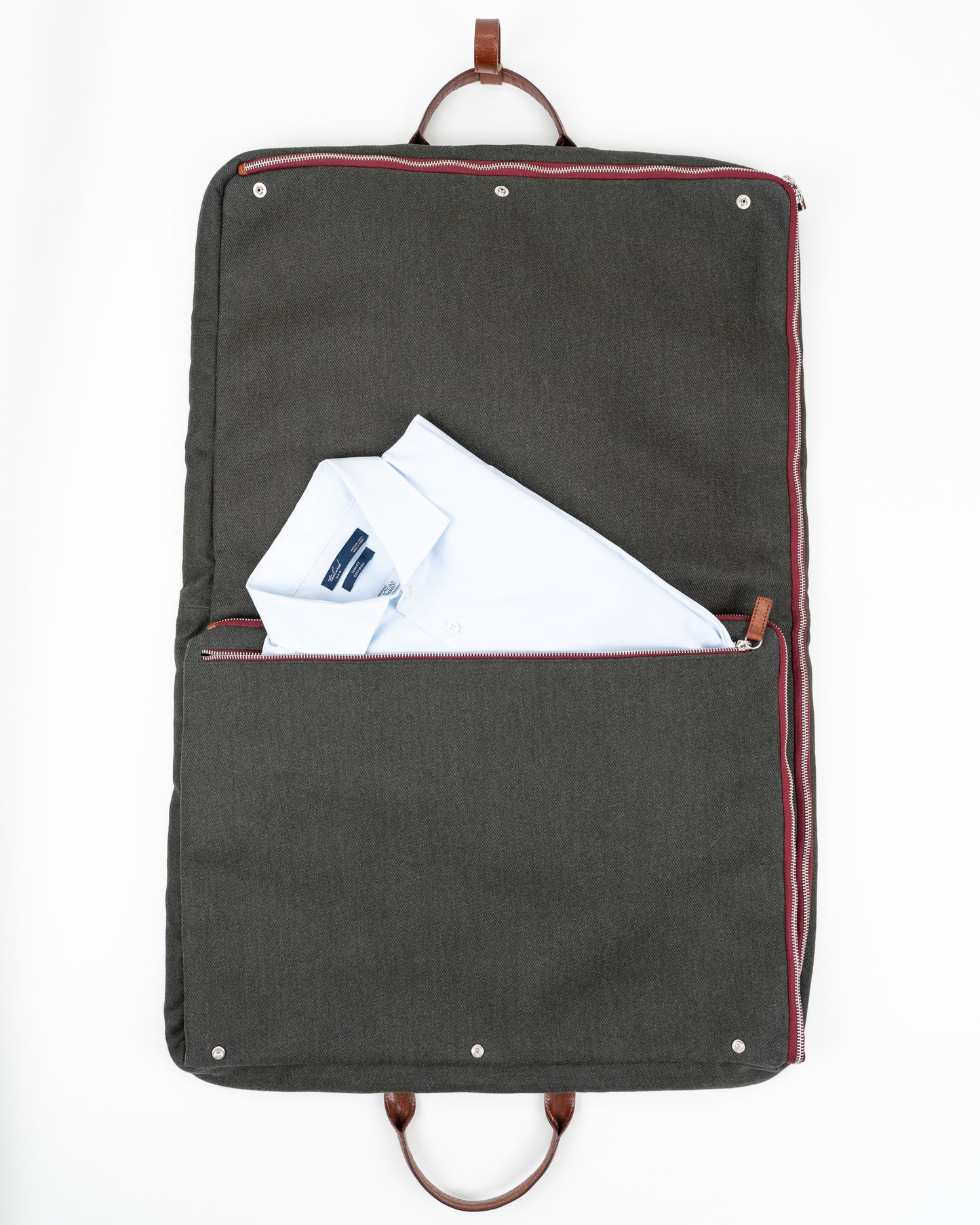 DUKES GREEN GARMENT CARRIER